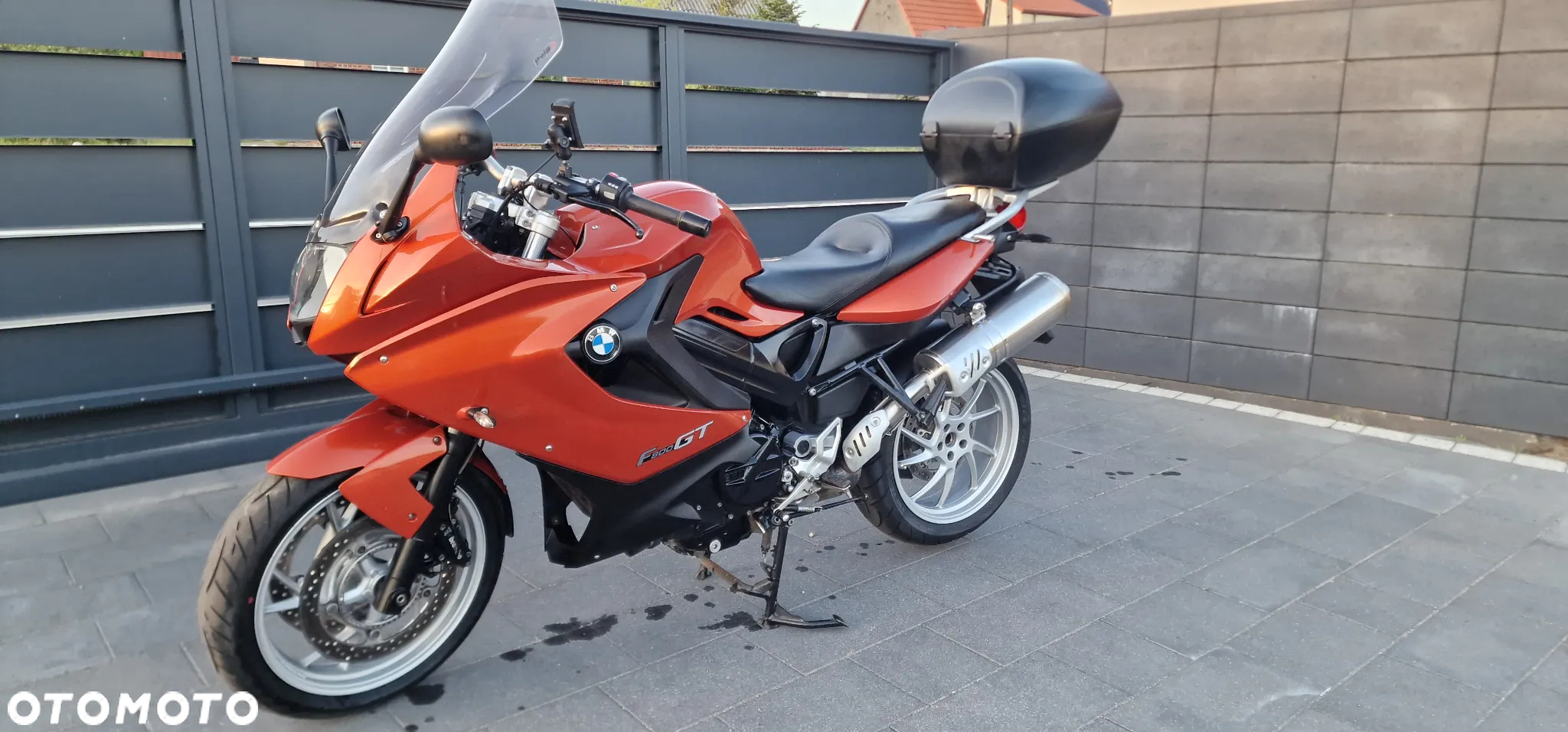BMW F - 13
