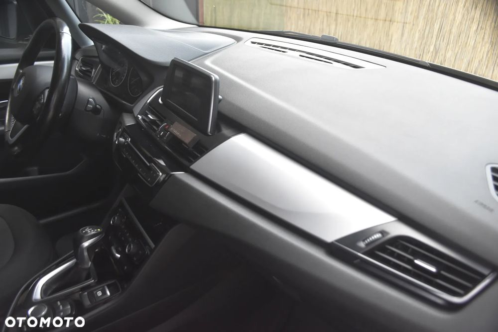 BMW Seria 2 220i Luxury Line - 18