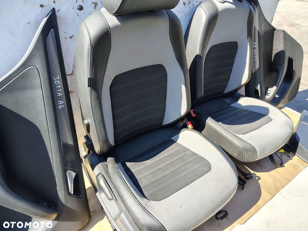 FOTELE SIEDZENIA BOCZKI PÓŁ SKÓRA VW JETTA A6 VI - 6