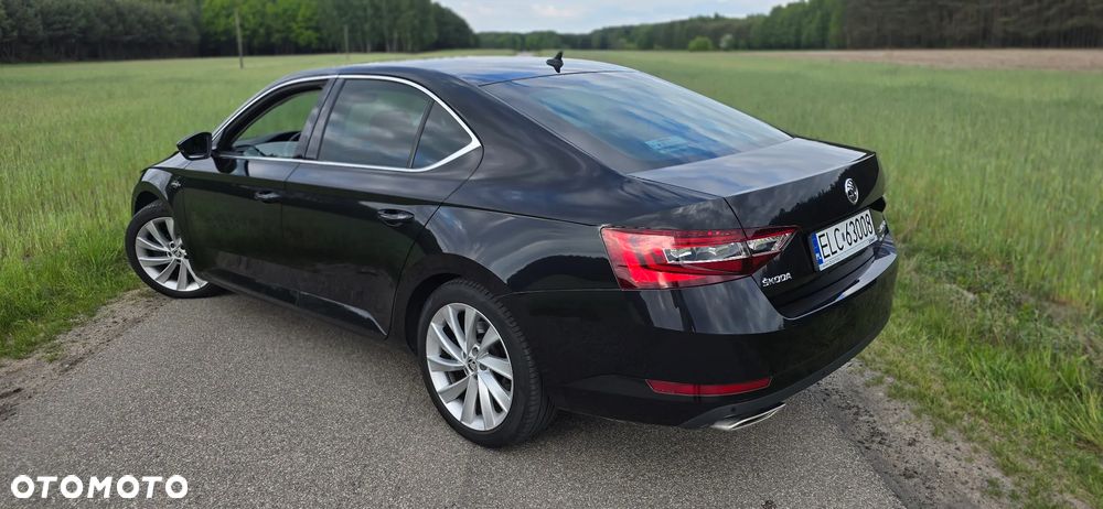Skoda Superb 2.0 TSI 4x4 L&K DSG - 8