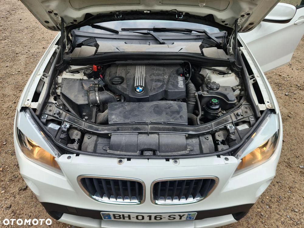 BMW X1 xDrive18d xLine - 25
