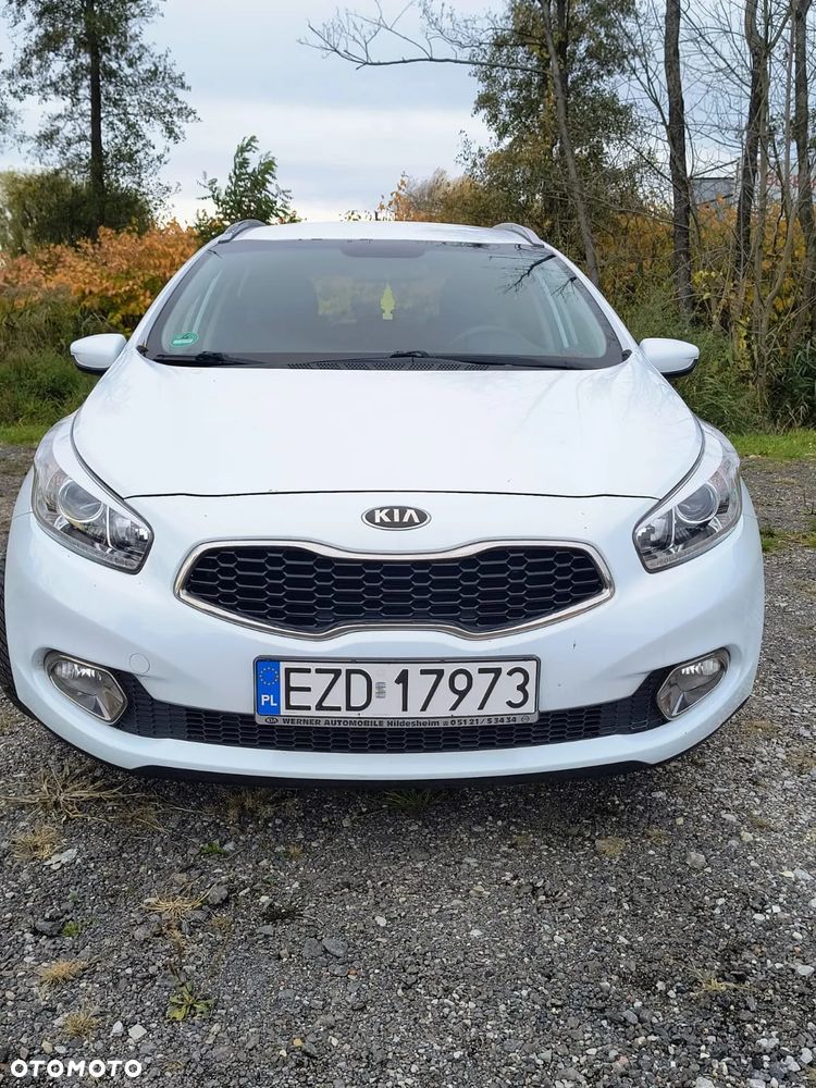 Kia Ceed - 9