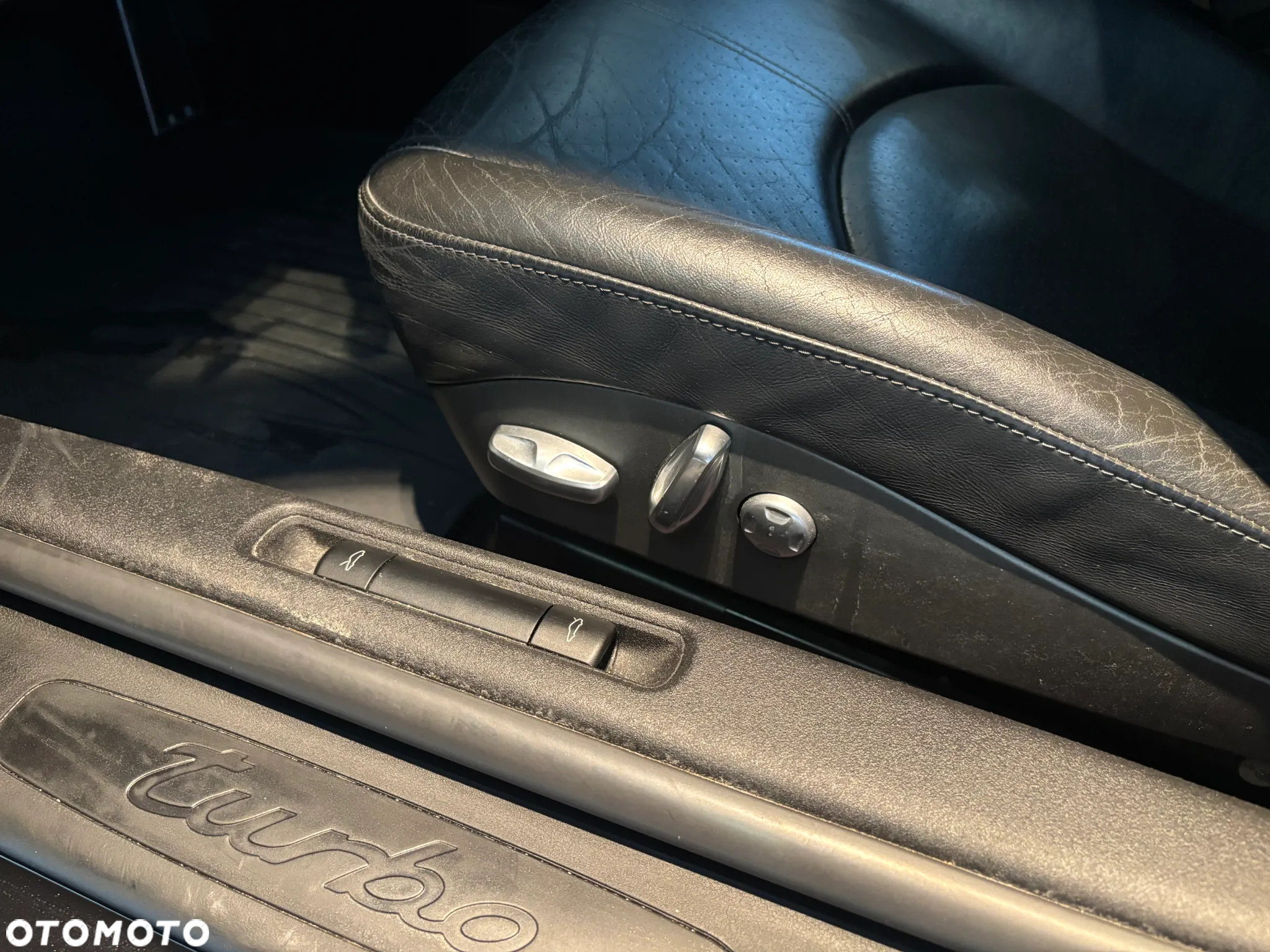 Porsche 911 Turbo Tiptronic S - 21