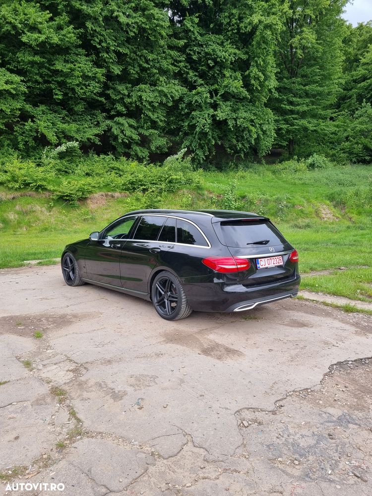 Mercedes-Benz C - 10