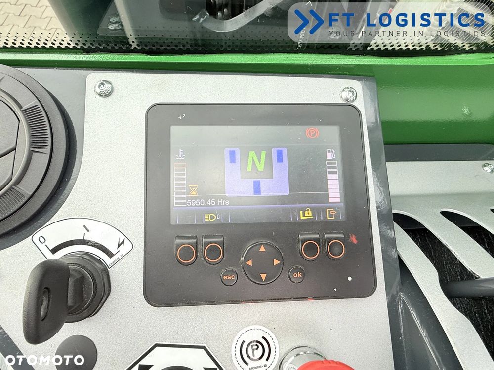 Combilift WÓZEK CZTEROKIERUNKOWY - WIELOKIERUNKOWY | COMBILIFT C4500 | DIESEL | TRIPLEX 4900MM | POZYCJONER WIDEŁ | PEŁNA KABINA | WOLNY SKOK | STAN IDEALNY | Szeroka oferta wózków czterokierunkowych i bocznych, dopasowanych do różnorodnych potrzeb i zastosowań - 14