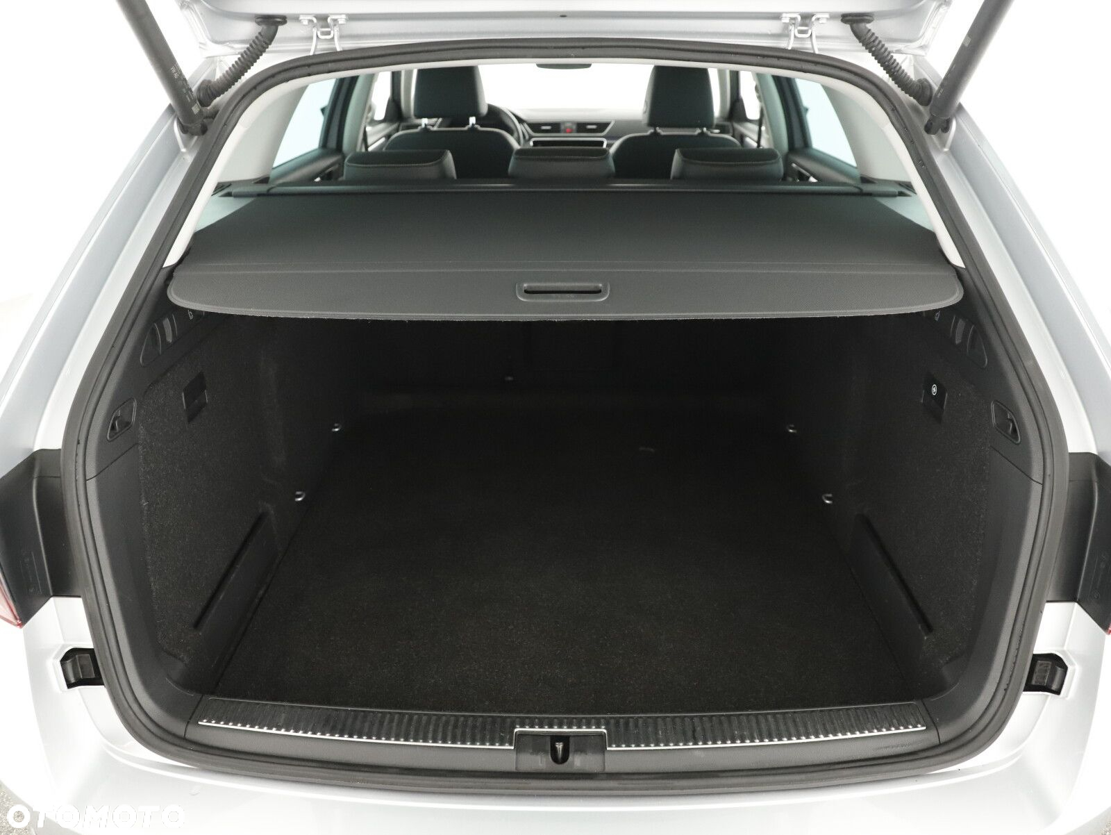 Skoda Superb 2.0 TDI SCR Style DSG - 25