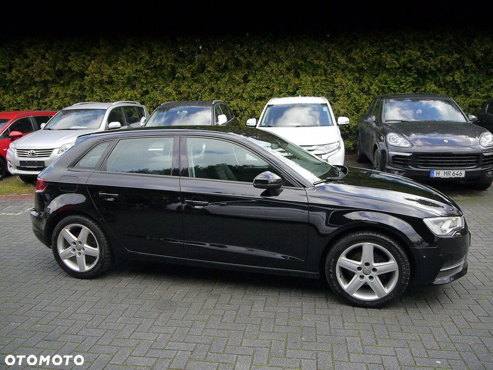 Audi A3 Sportback - 10
