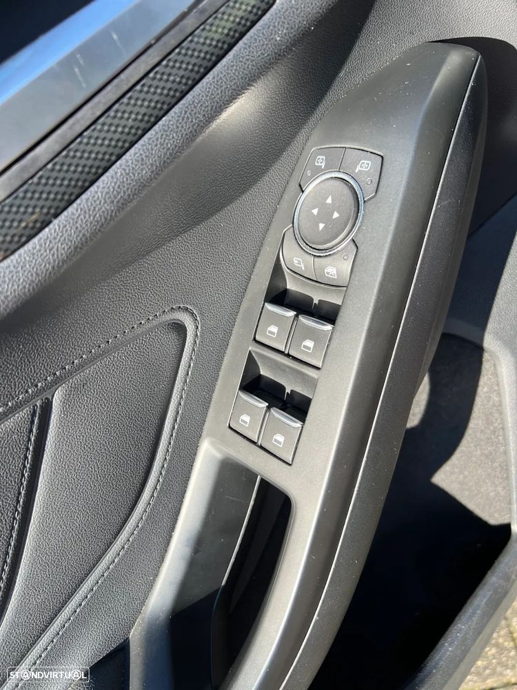 Ford Focus 1.5 TDCi EcoBlue ST-Line - 17