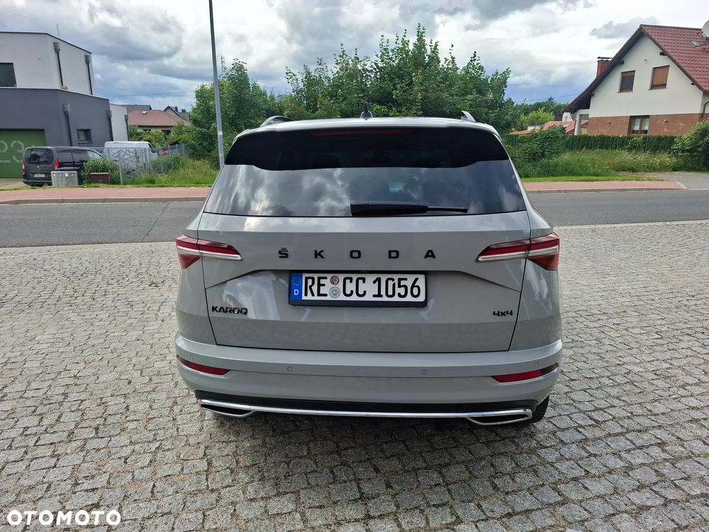 Skoda Karoq 2.0 TDI SCR 4x4 DSG Sportline - 9