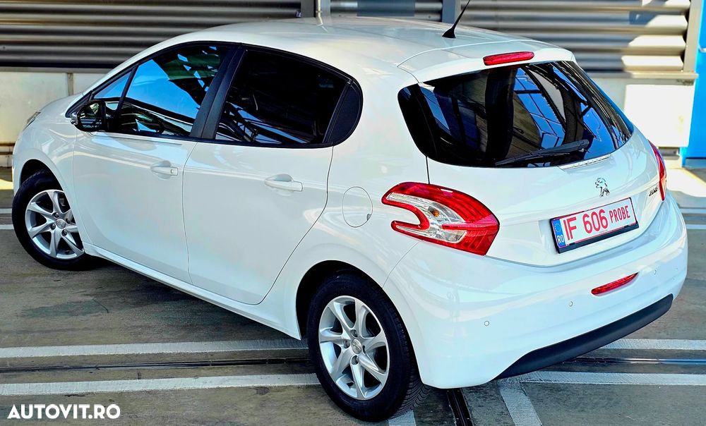Peugeot 208 82 VTI Allure - 18