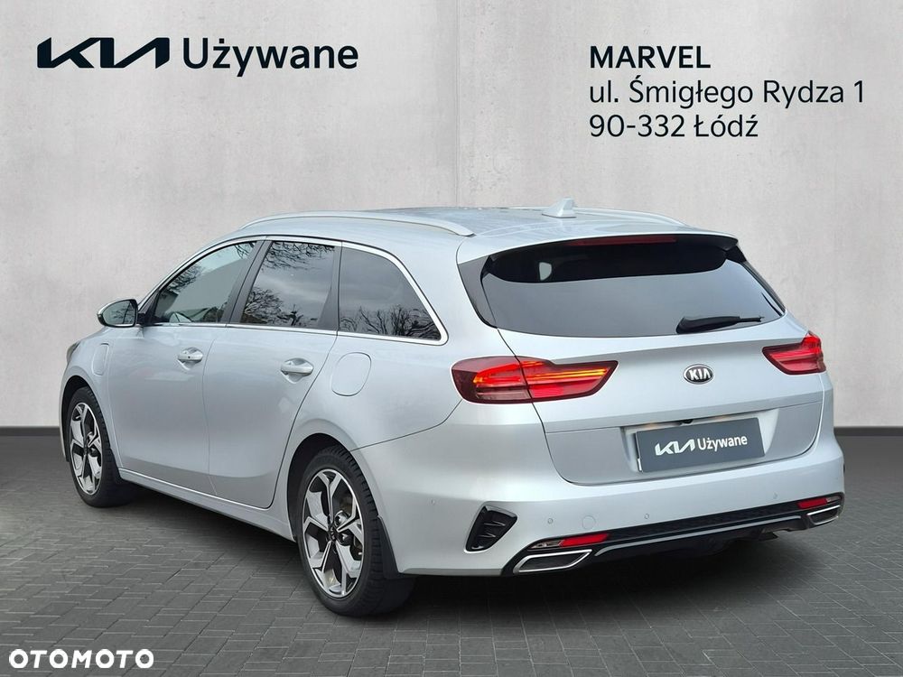 Kia Ceed - 4