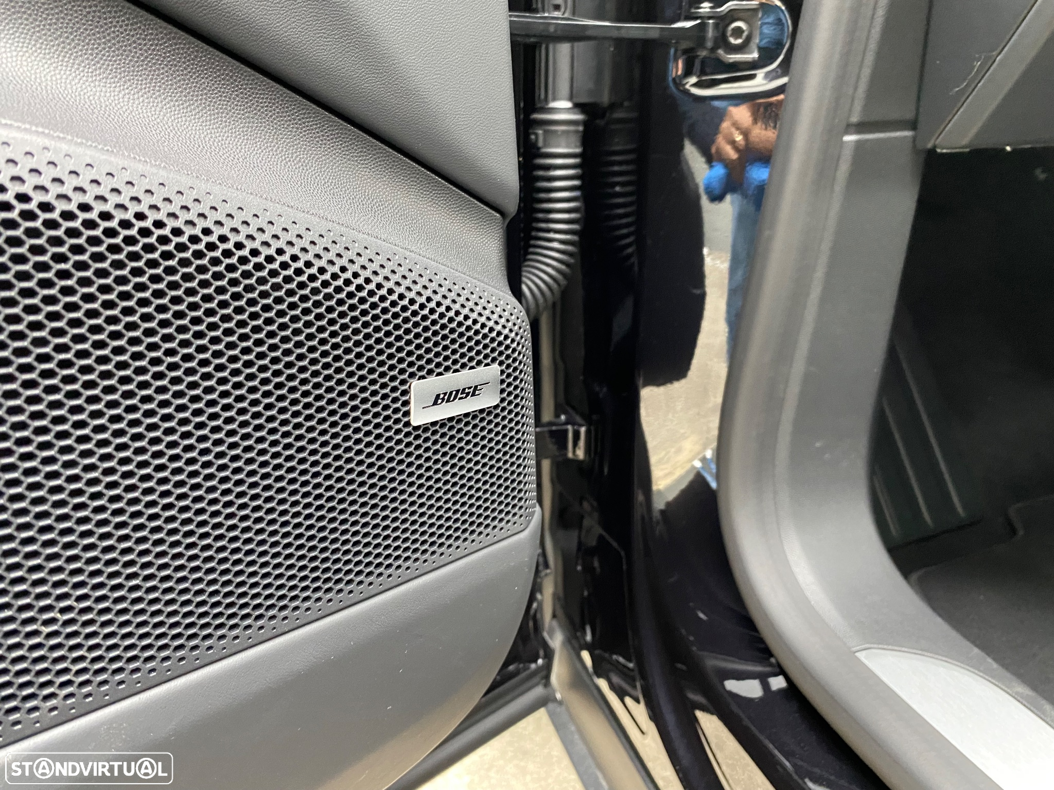 Porsche Macan Electric 4 - 14