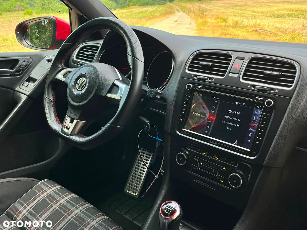 Volkswagen Golf 2.0 GTI - 27