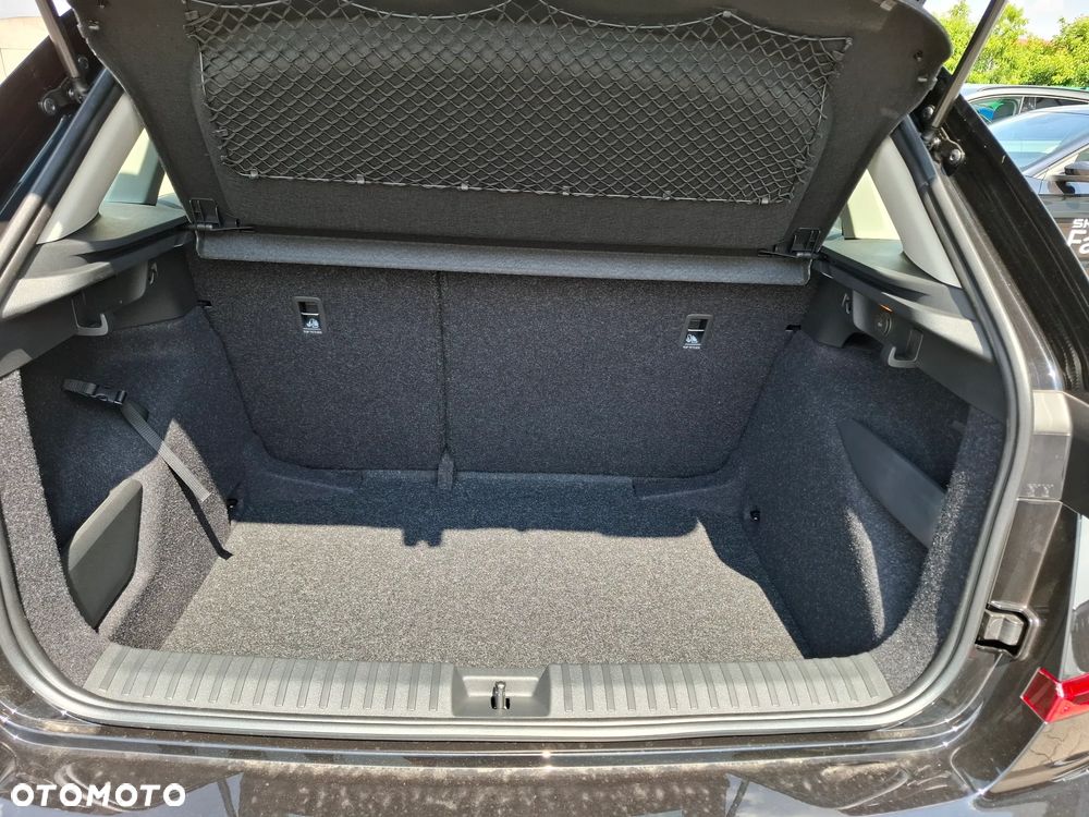 Skoda Kamiq 1.0 TSI Essence - 21