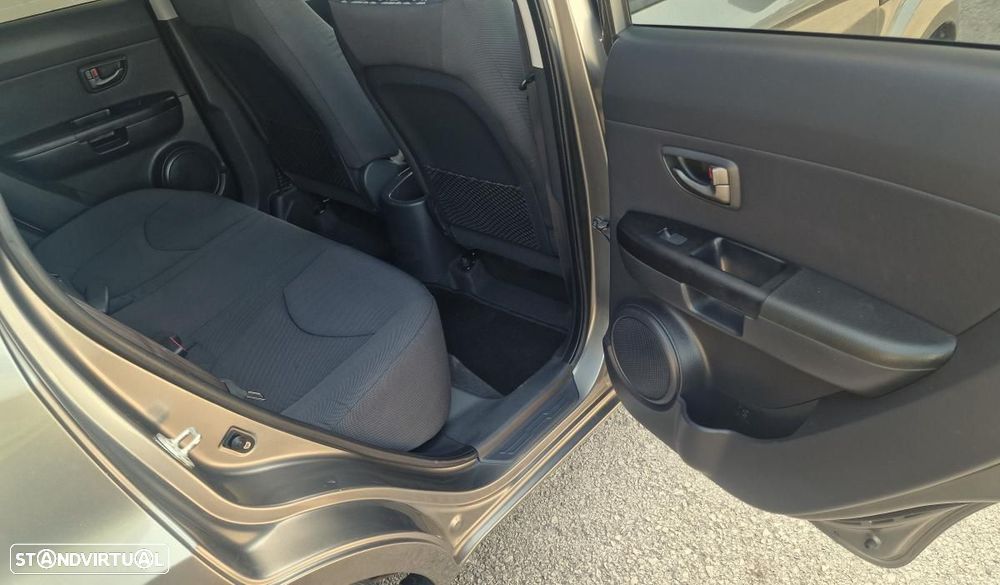 Kia Soul 1.6 CRDi TX - 19
