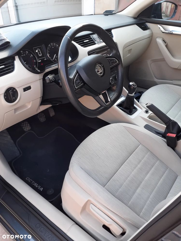 Skoda Octavia 1.4 TSI Elegance - 1