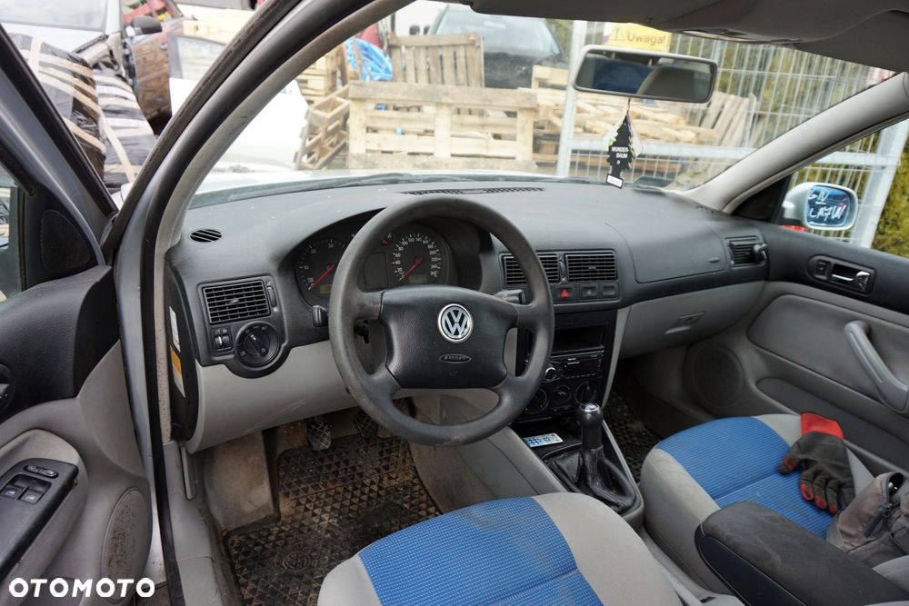 VOLKSWAGEN GOLF IV 3D HB 2001 LA7W 1.9 TDI ATD 100KM EUH SREBRNY na części - 9