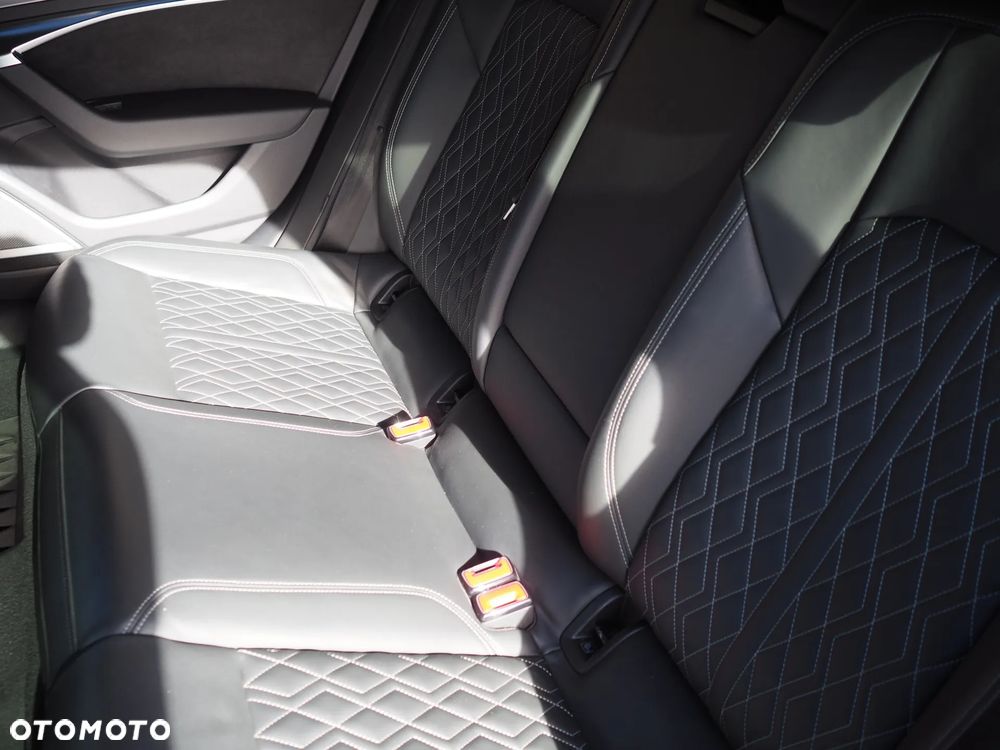 Audi A6 Avant - 31