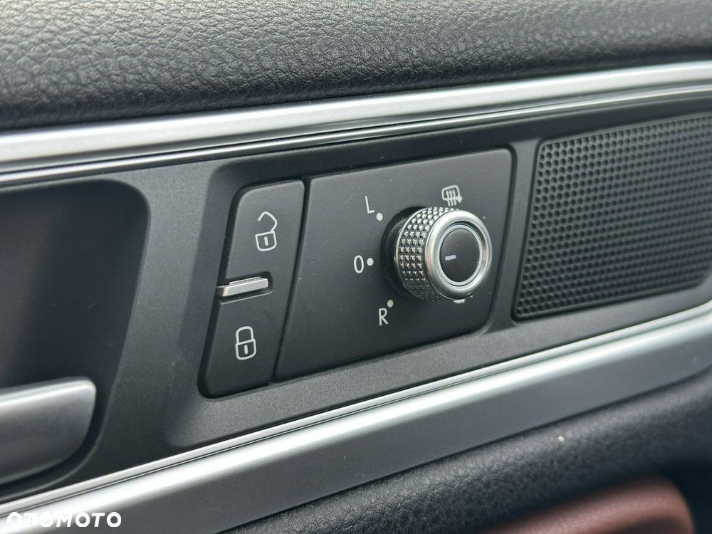 Volkswagen Touareg 3.0 V6 TDI BMT Business Line - 29