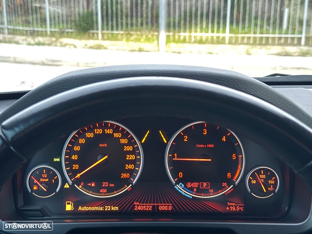 BMW X5 sDrive25d - 23