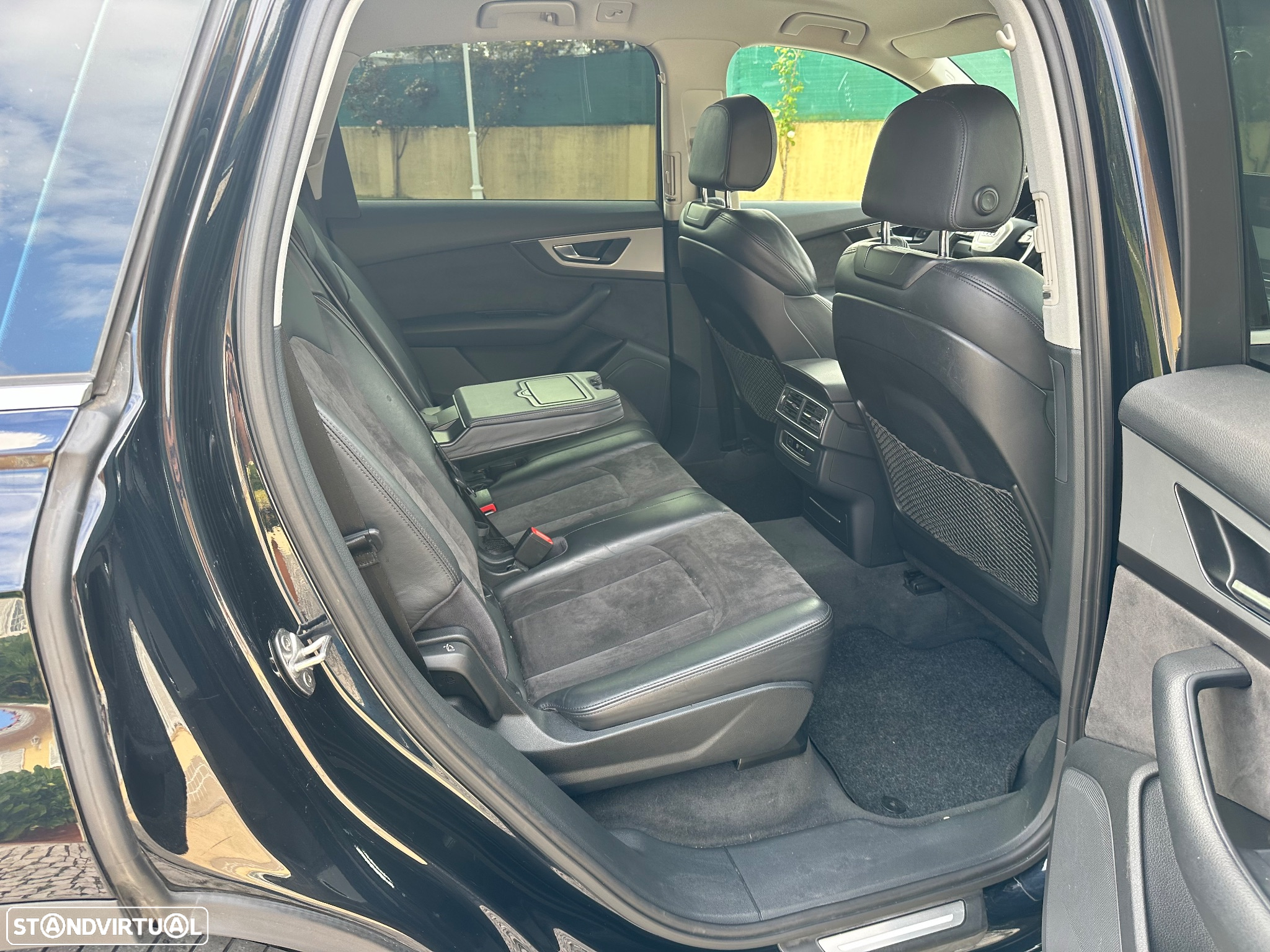 Audi Q7 3.0 TDI E-tron quattro Tiptronic - 25