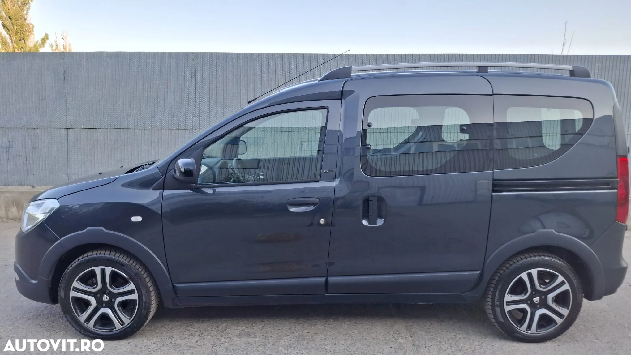 Dacia Dokker 1.2 TCe 115 CP Stepway - 3