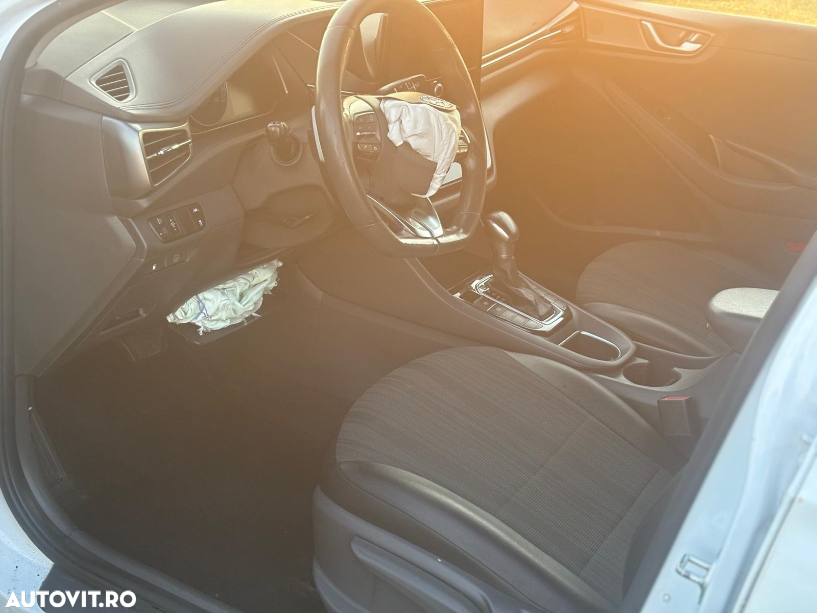 Hyundai IONIQ Hybrid 141CP Exclusive - 15