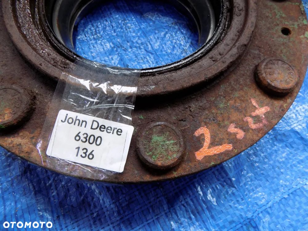 piasta przedniej osi john deere 6300 6100 6200 6400 - 2