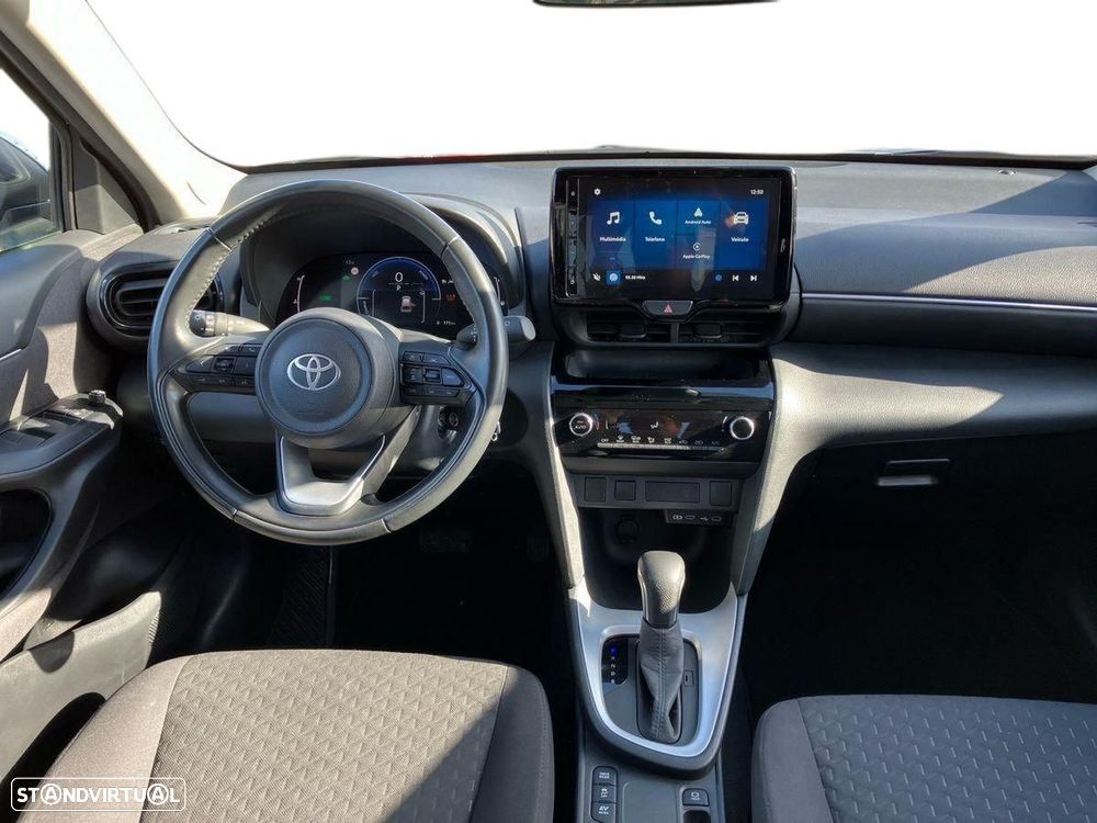 Toyota Yaris Cross 1.5 HDF Comfort Plus - 8