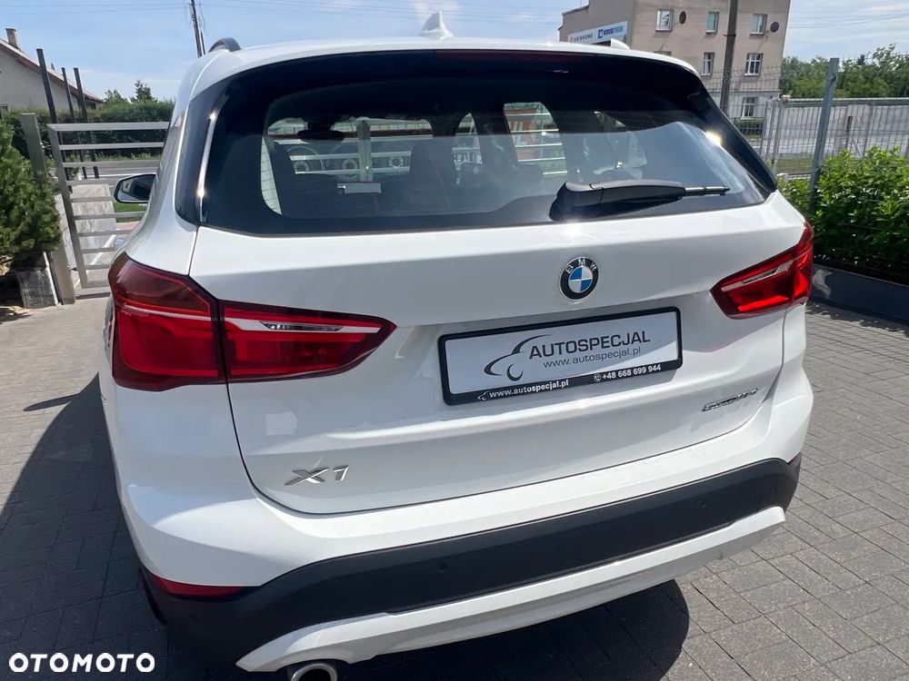 BMW X1 sDrive16d - 5