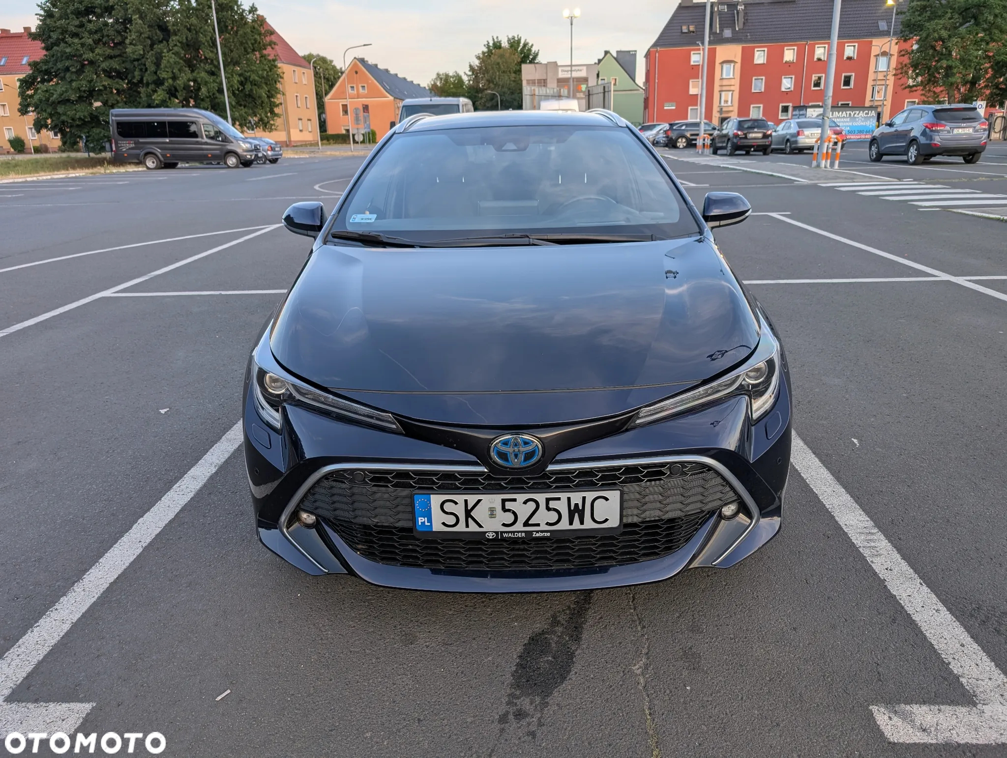 Toyota Corolla 1.8 Hybrid Executive - 9