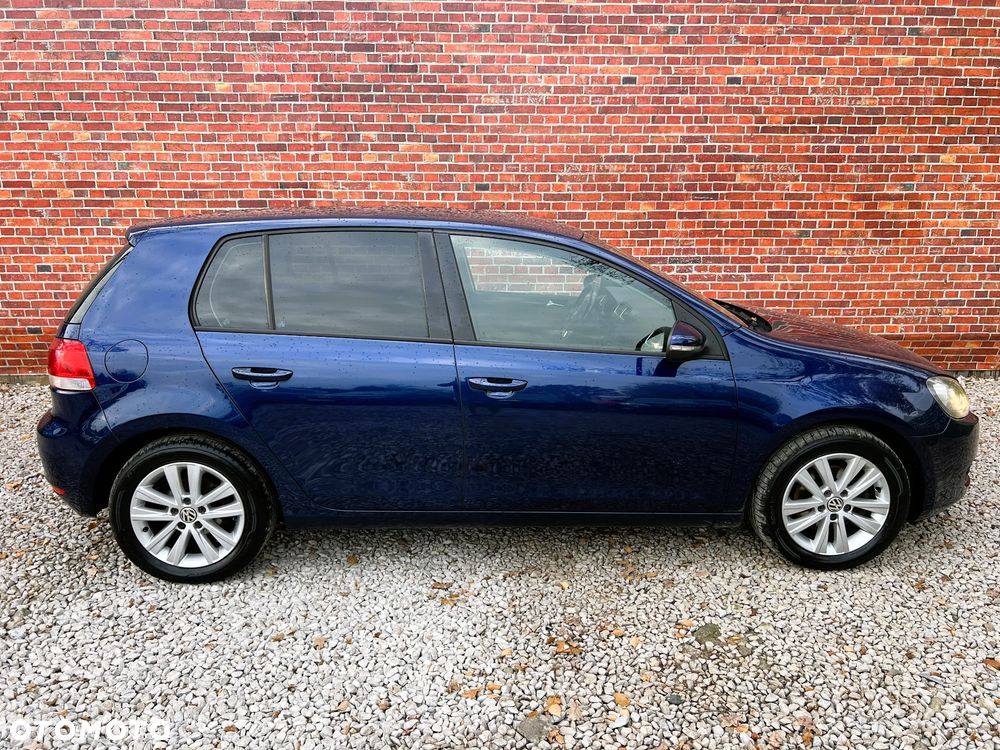 Volkswagen Golf - 38