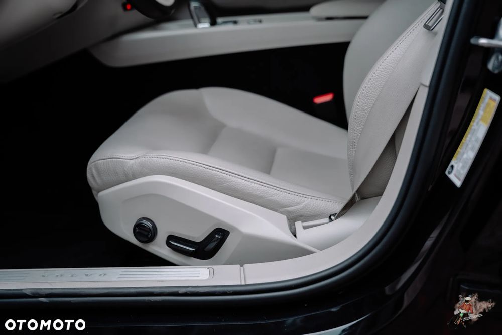 Volvo S60 - 23