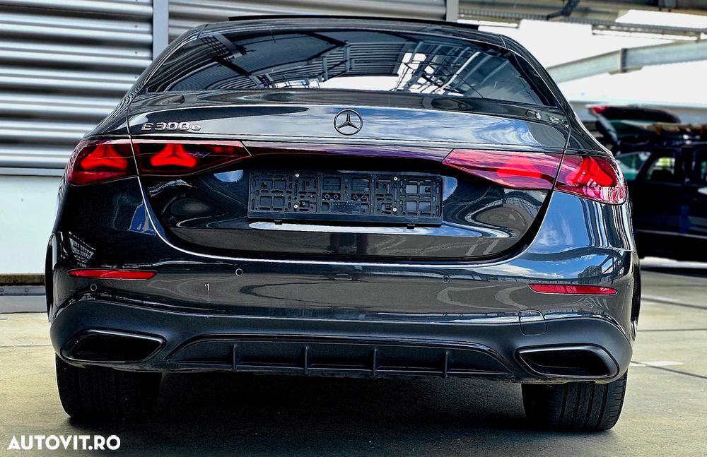 Mercedes-Benz E 300 9G-TRONIC AMG Line - 18