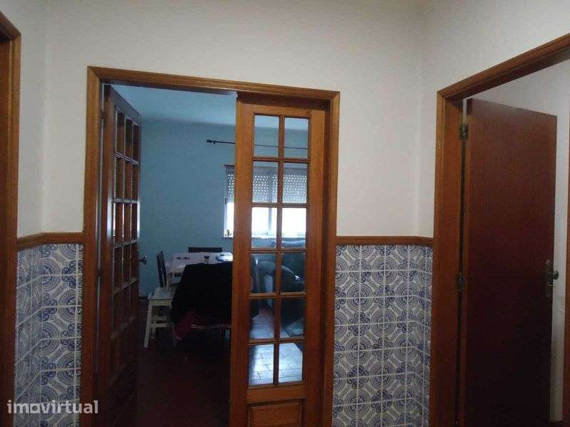 Arrenda-se T1 Antanhol - Grande imagem: 5/12