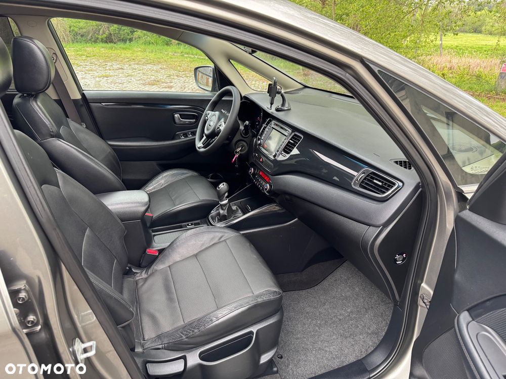 Kia Carens 1.7 CRDi Edition 7 - 24