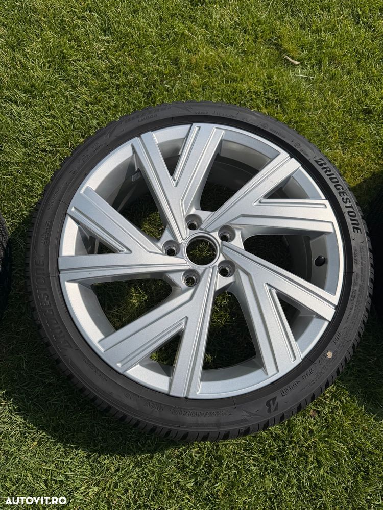Roti cu jante R18 GOLF GTI model BERGAMO cu cauciucuri iarna - 1