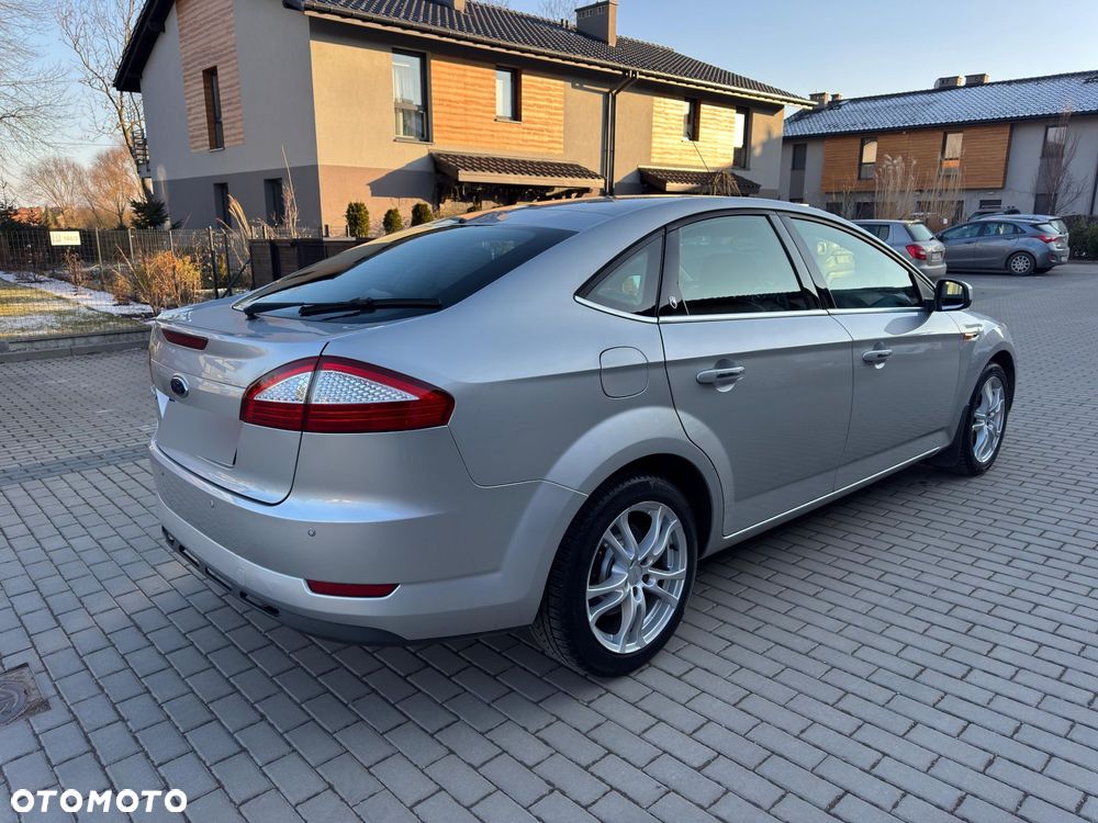 Ford Mondeo 1.8 TDCi Ghia - 4
