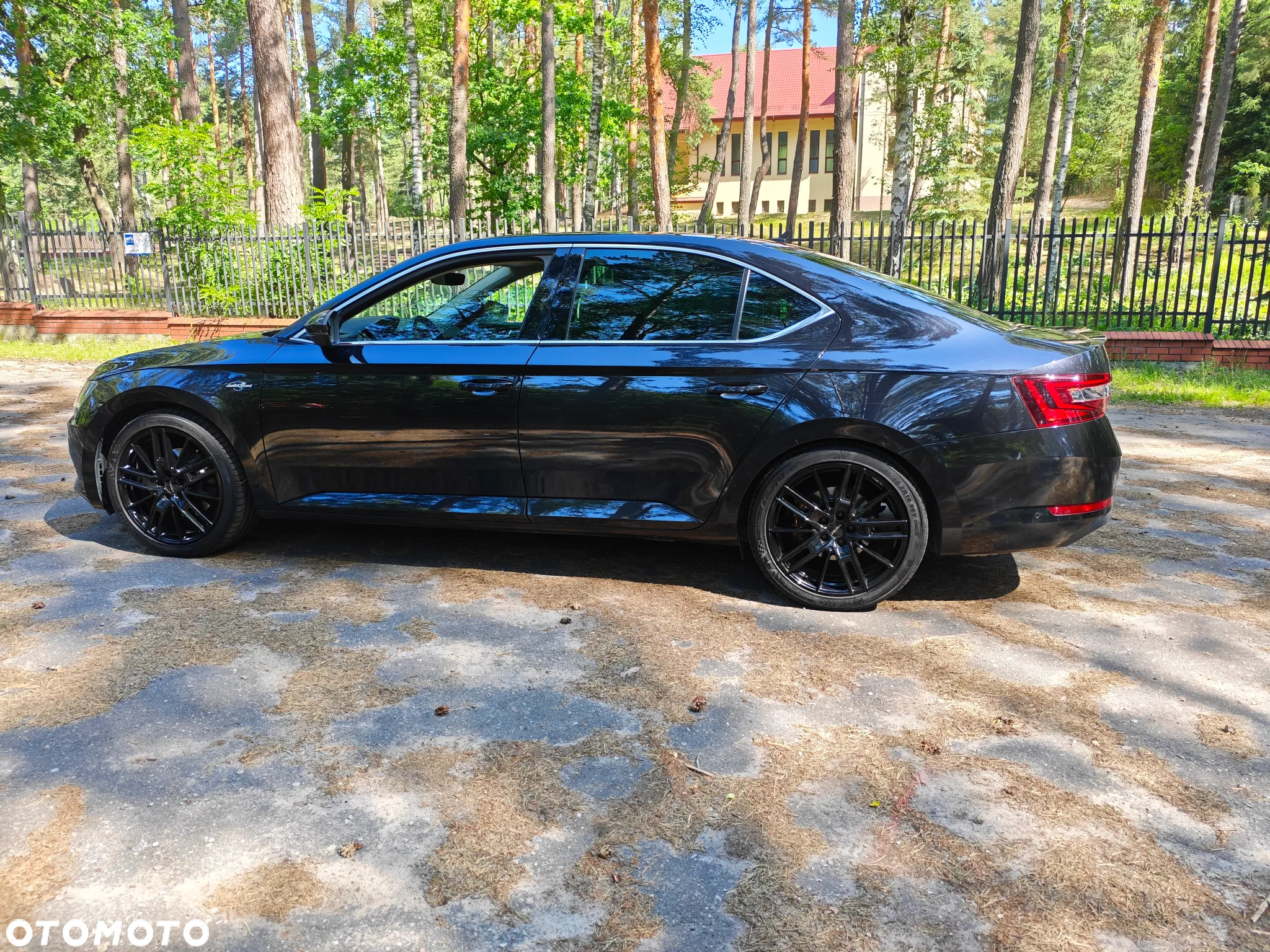 Skoda Superb 1.8 TSI L&K DSG - 8