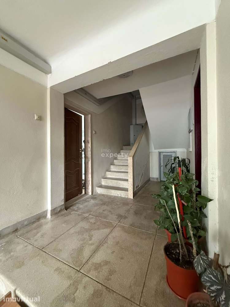 Apartamento T2 em Benfica, Lisboa - Grande imagem: 2/11