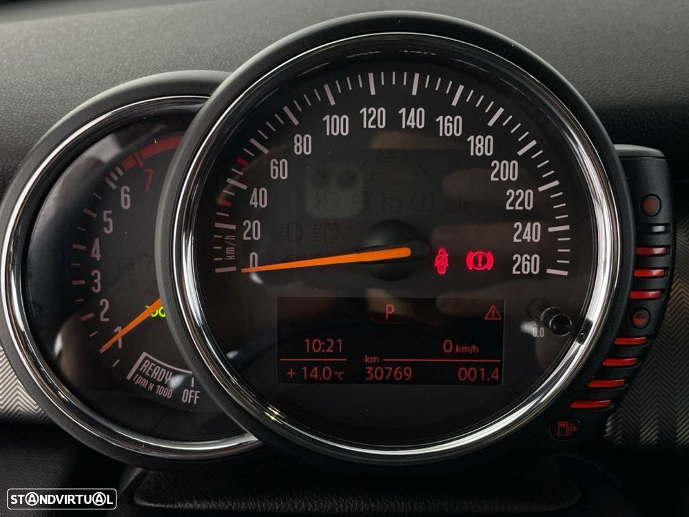 MINI 3 Portas Cooper Auto - 9