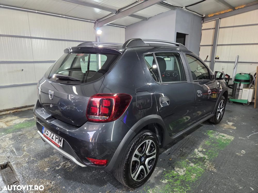 Dacia Sandero - 1