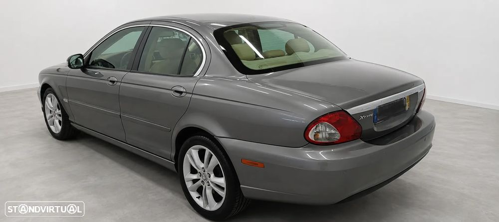 Jaguar X-Type - 2