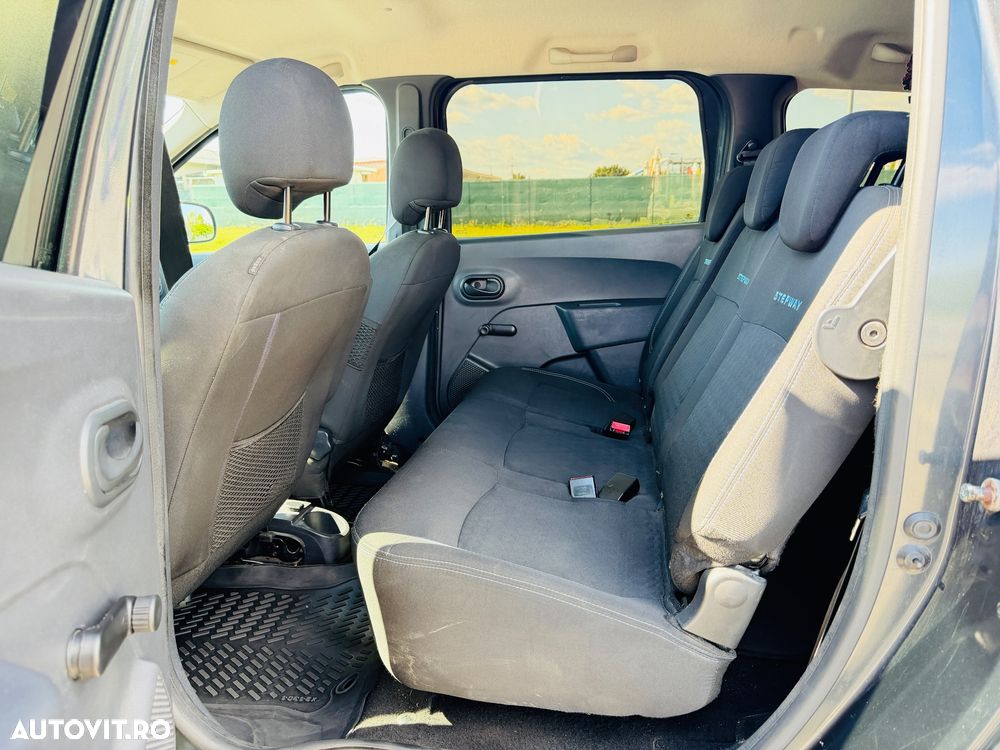 Dacia Lodgy 1.5 dCi 90 CP Stepway - 12