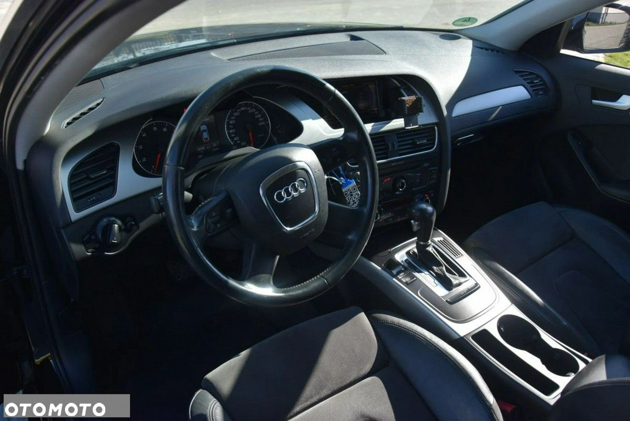 Audi A4 Avant 1.8 TFSI multitronic Ambiente - 29
