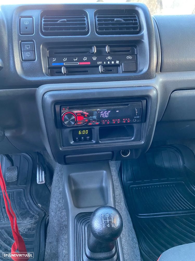 Suzuki Jimny 1.3 16V Metal Top - 7