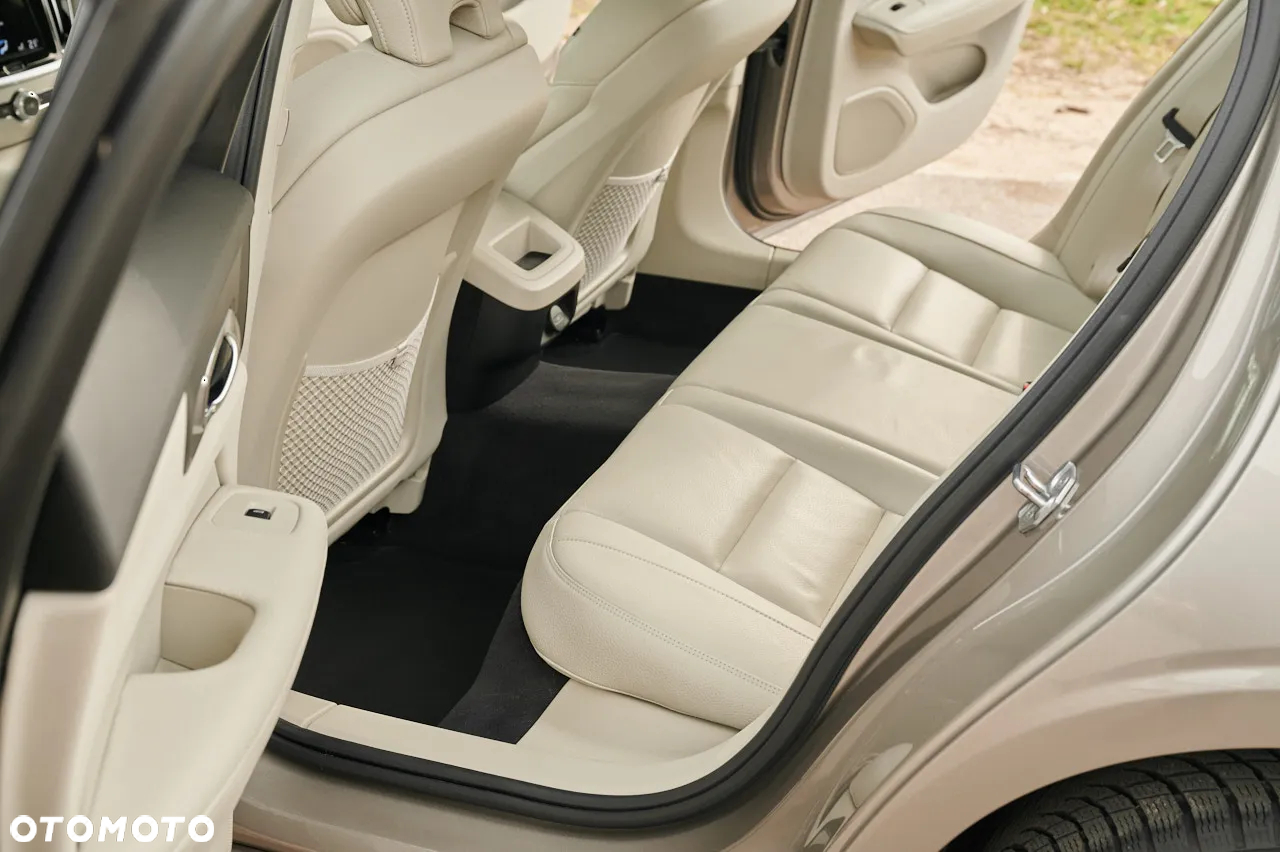 Volvo S60 - 22