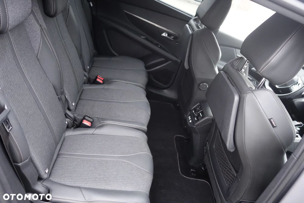 Peugeot 5008 1.6 PureTech GT Line S&S EAT8 - 12