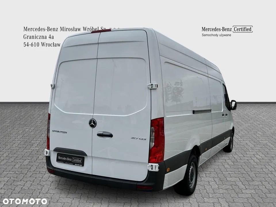 Mercedes-Benz Sprinter - 6