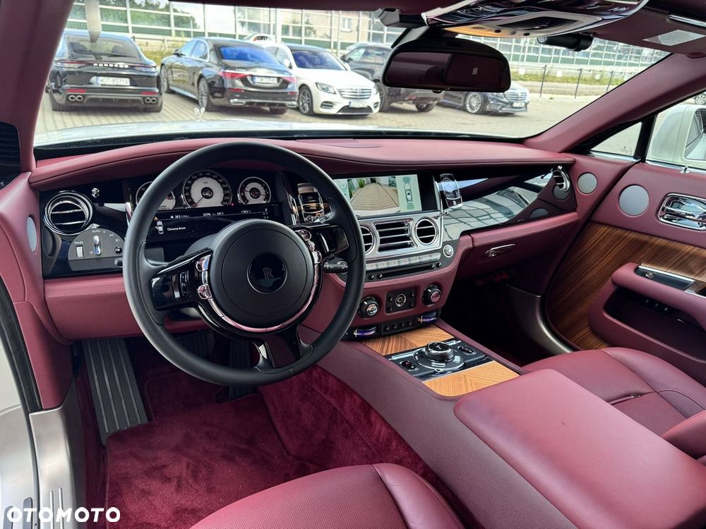 Rolls-Royce Wraith Standard - 30